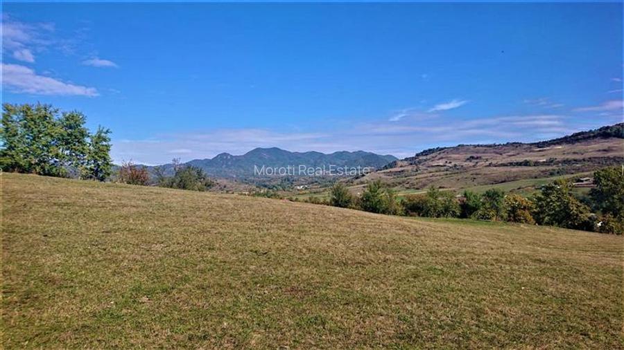 1,8 ha teren cu priveliste langa Deva in Barsau. - 3