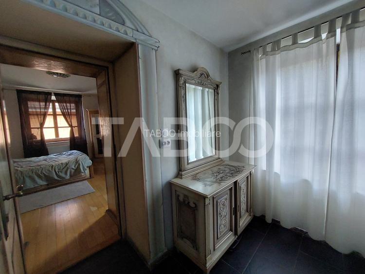 Casa de vanzare specific sasesc si atelier pret avantajos Cisnadioara - 15