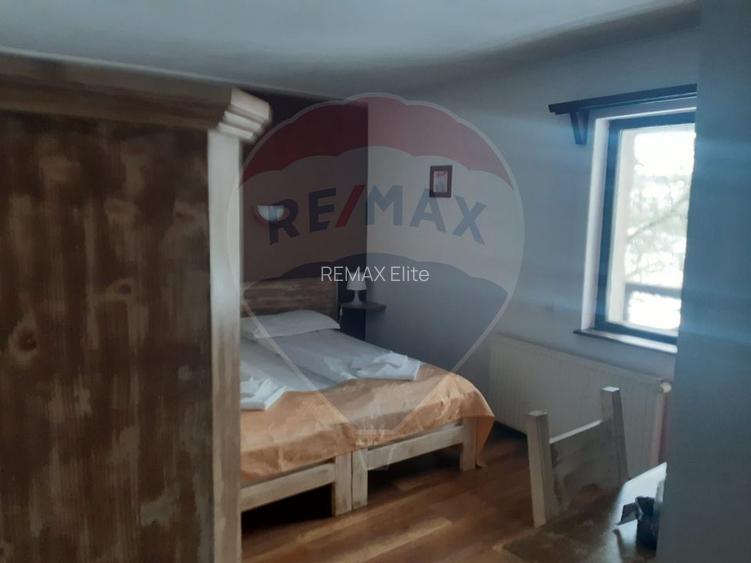 Hotel / Pensiune cu 18 camere de închiriat - 24