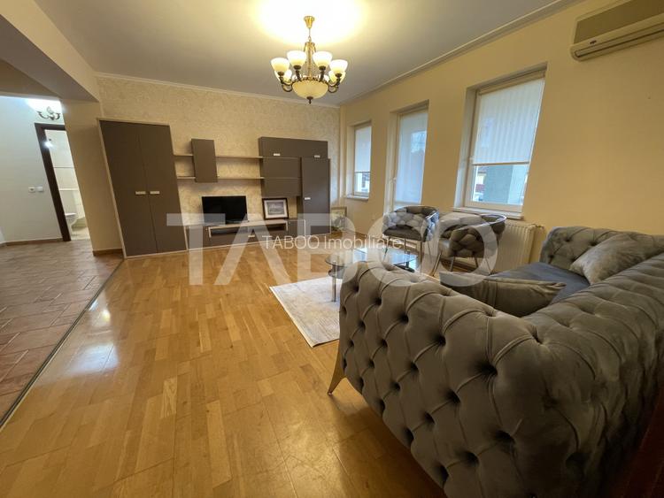 Apartament cu 4 camere si loc de parcare de inchiriat in zona Strand - 3