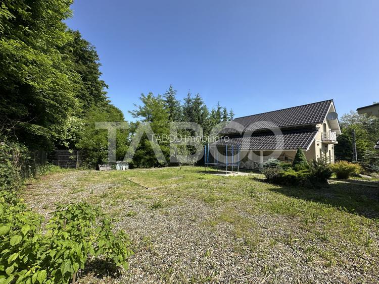 Casa de vacanta moderna Valea Avrigului teren 1108 mp dotari premium - 16