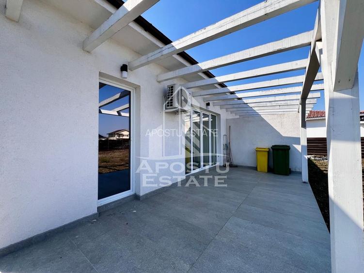 Jumatate de Duplex, 4 camere, 2 locuri de parcare,curte, Mosnita Noua - 16