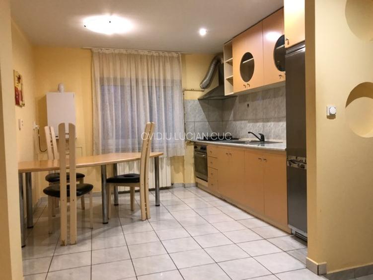 Vând apartament cu 3 camere, complet utilat și mobilat.  - 11