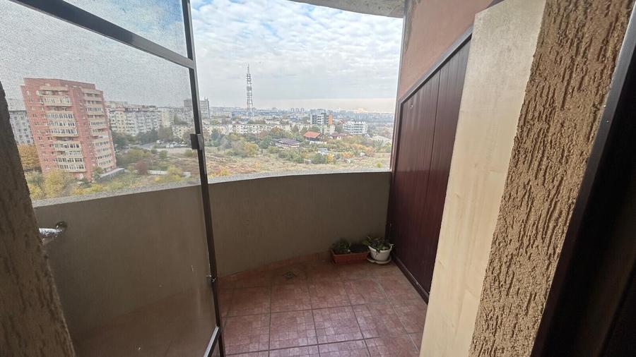 Apartament 3 camere S4 str Savinesti