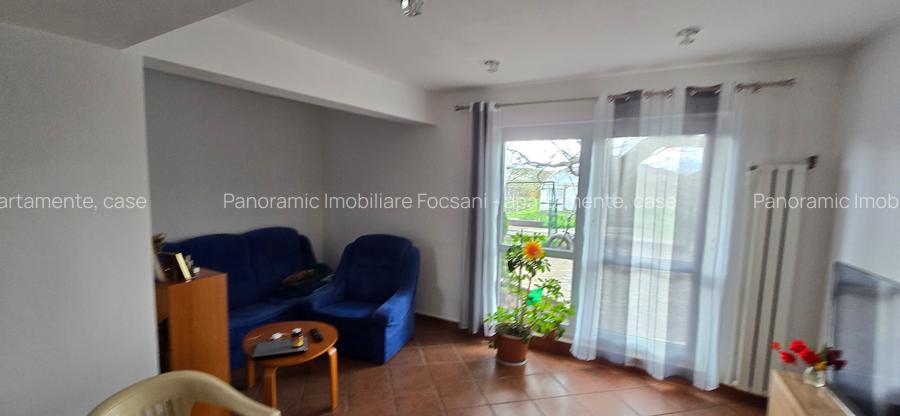 Service auto si vila de locuit Unirea Odobesti - 15