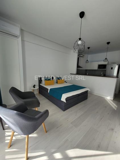 STUDIO MOBILAT  -50 M DE SHUT UP BEACH -MAMAIA NORD -75000 EURO - 8