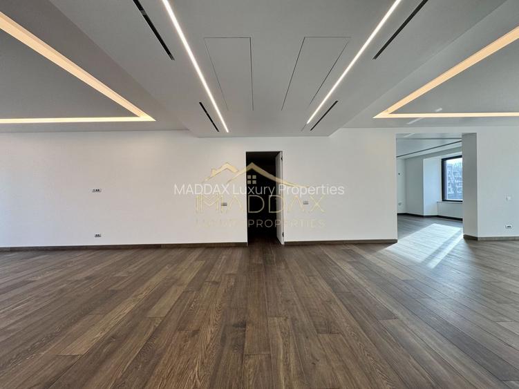 Penthouse cu 5 Camere *400mpc* / 67mp terasa / View 360 / Bd. Kiseleff - 37