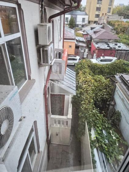 De vanzare Vila individuala, 9 camere, Mosilor - Eminescu, sector 2 - 23