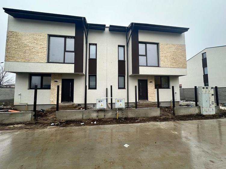 CASA TIP DUPLEX, 4 CAMERE, TOATE UTILITATILE, TEREN 245 MP, COMIS 0%