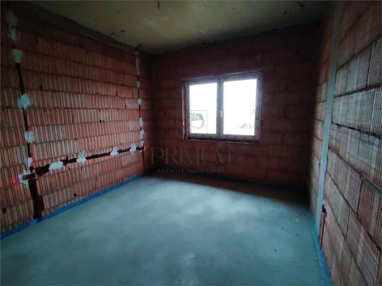 Duplex despartit prin baie - teren 380 mp - toate utilitatile