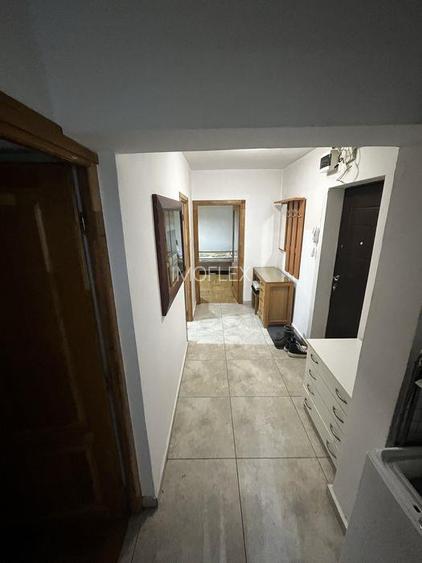 Apartament spațios și luminos, complet mobilat, lângă Sta - 7