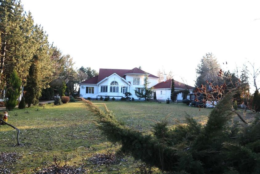 Vila exclusivista Snagov, cu deschidere la lac - 15