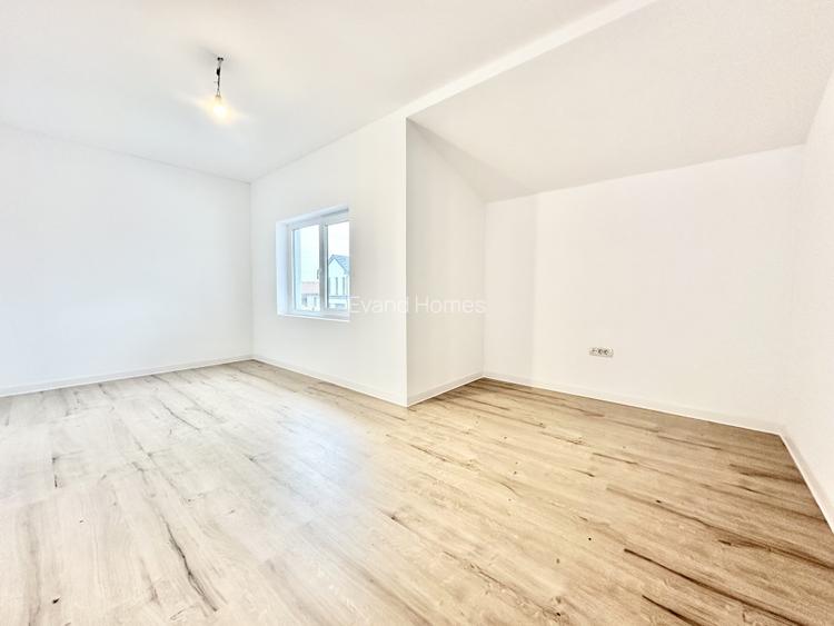 Duplex cu 3 camere spatios - Mosnita Veche - 11