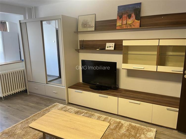 Garsoniera zona IANCULUI - 2