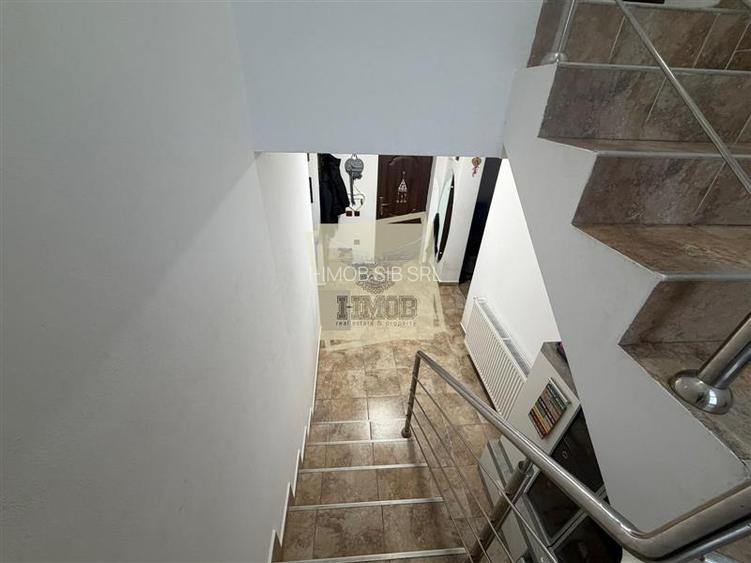 Casa tip duplex  3 camere 100 mp utili Selimbar curte 240 mp - 5