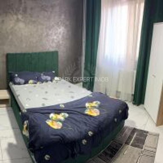 //3 CAMERE//DECOMAMDAT// BULEVARDUL REPUBLICII// - 4