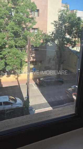Eleganță Centrală: Duplex 120mp în Vilă Selectă • Matei Basarab - 12