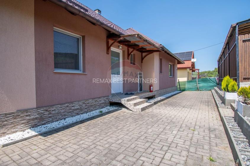 Casa de vanzare in Chinteni, 5 camere, mobilata, utilata, teren 756 mp - 37