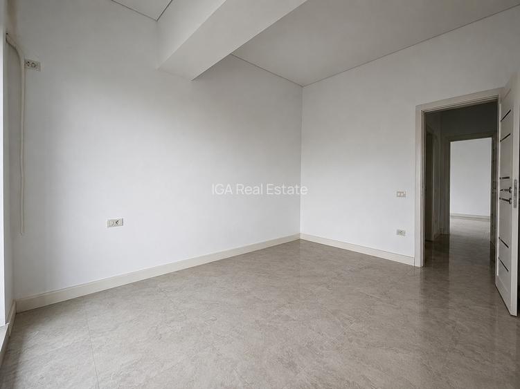 Apartament cu vedere la mare in imobil futurist pe plaja - 8