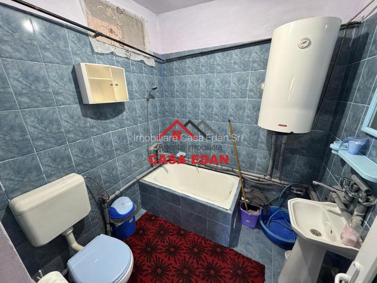 Casa in Poiana Campina--69.000e - 7