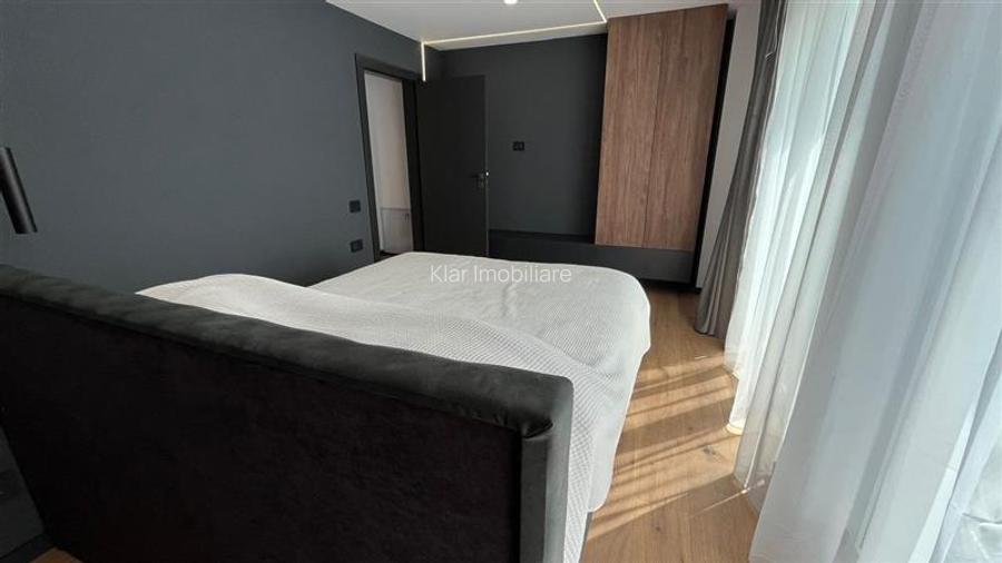 PENTHOUSE 3 camere,115mp terasa,parcare,zona Dedeman,panorama deosebita - 17