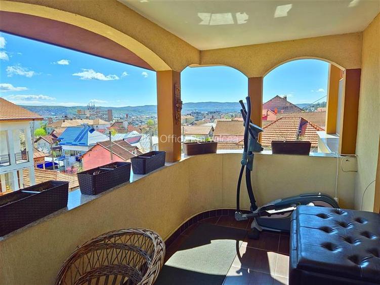 VILA CLASICA DE FAMILIE |TEREN 1137| POZITIE EXCELENTA - NORD - 9