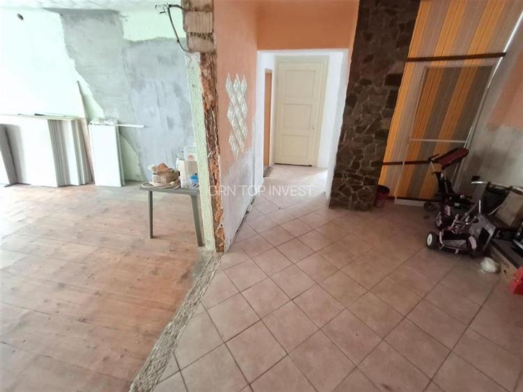 Apartament 4 camere la casa Cisnadie - 12