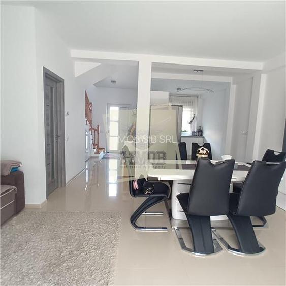 Casa cu 3 camere 3 balcoane si parcare privata in Selimbar - 7