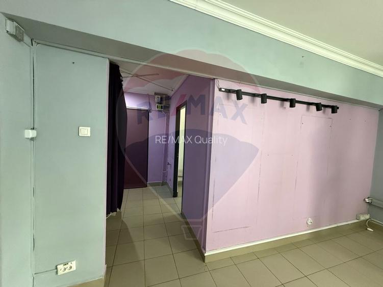 Spațiu comercial stradal 61 mp, Bd. Chisinau - vitrina si acces direct - 12
