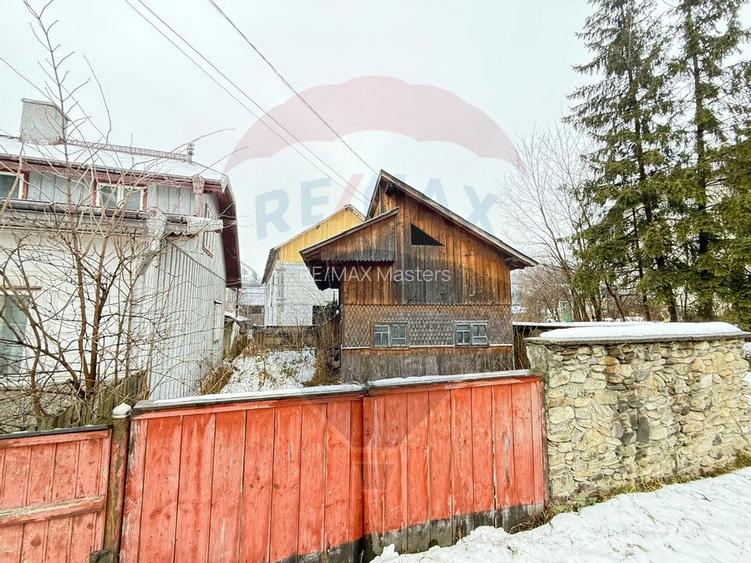 Casă cu Teren de Vânzare în Gura Humorului – strada Pajiștei - 14