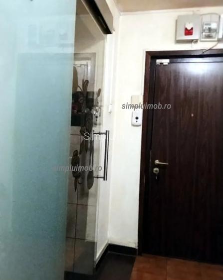 3 camere Ozana - 7