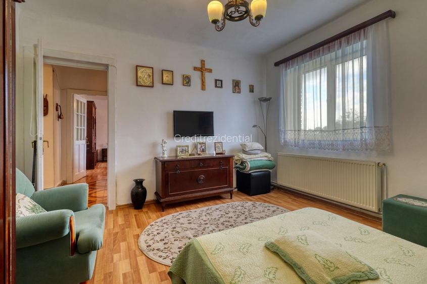 Casă boierească  de poveste- 7000 mp teren - 15