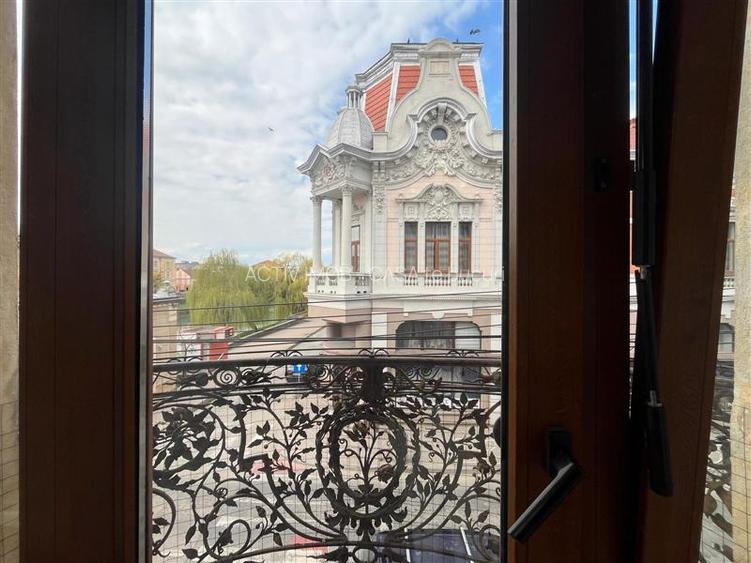 Lugoj,  Apartament, Centrul Orasului, Priveliste Superbă, 2 Cam., Dec, 79 M - 21