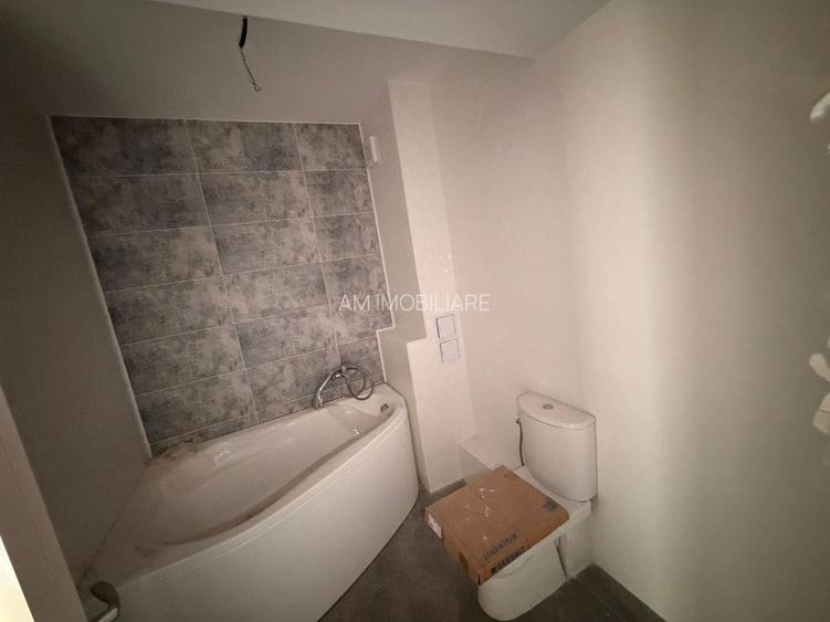 AP. 3 CAMERE, BLOC NOU, CENTRALA PROPRIE,BUCATARIE INCHISA,COMISION 0% - 8