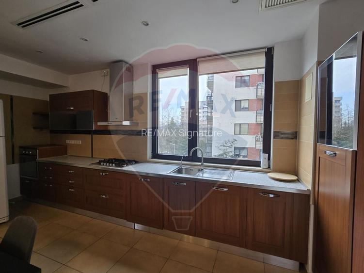 Inchiriere Apartment 4 camere Complex Liziera Pipera - 9