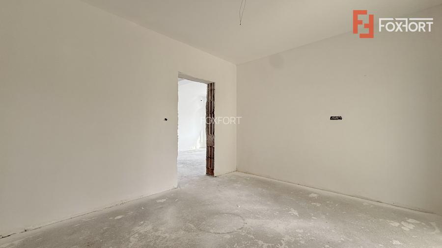 Duplex de vanzare, 3 camere pe parter + pod - Mosnita Veche - 9