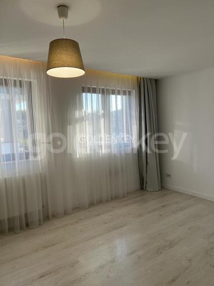 Vila moderna cu 5 camere si piscina| Oxford Gardens - 17