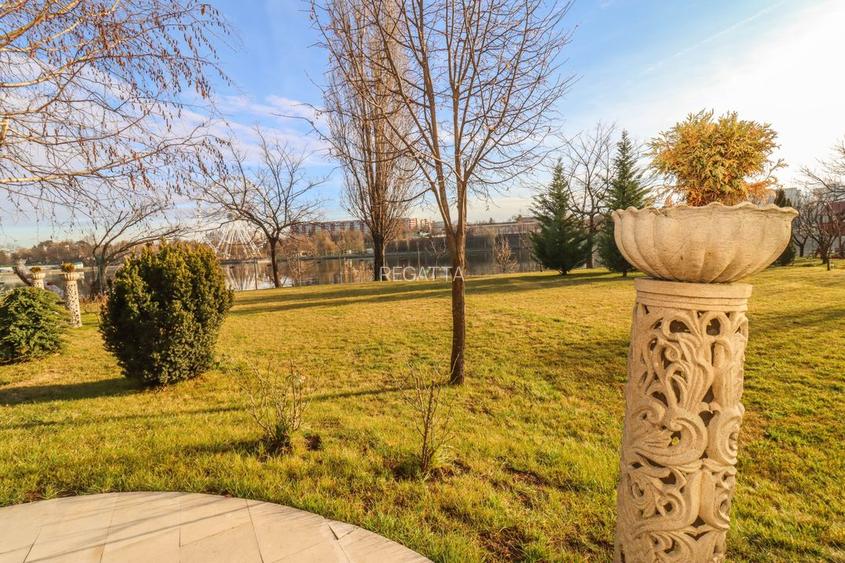 Vila de vanzare 11 camere zona Tei 1450 mp - 36