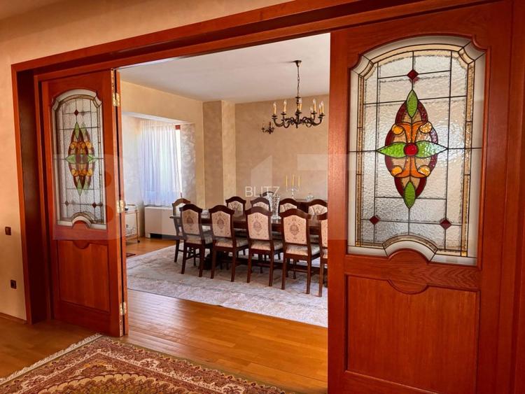 Vila de vanzare, cu 11 camere, 550 mp, zona Bariera Valcii - 7