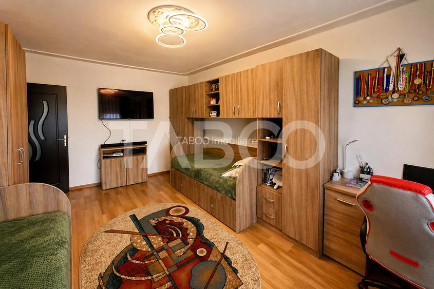 Apartament modern de vanzare 2 camere pivnita Vasile Aaron - 2