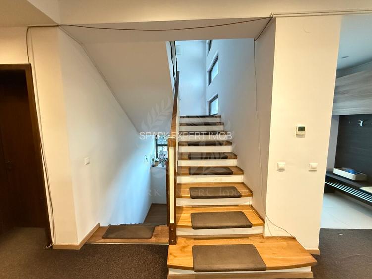 CASA /RESEDINTA//CLINICA //BIROURI// ANA IPATESCU// PLOIESTI - 13