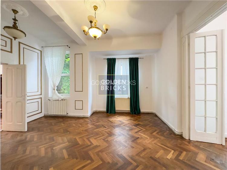 Piata Unirii | Tineretului | 5 camere + terasa | Curte | Parcare - 15