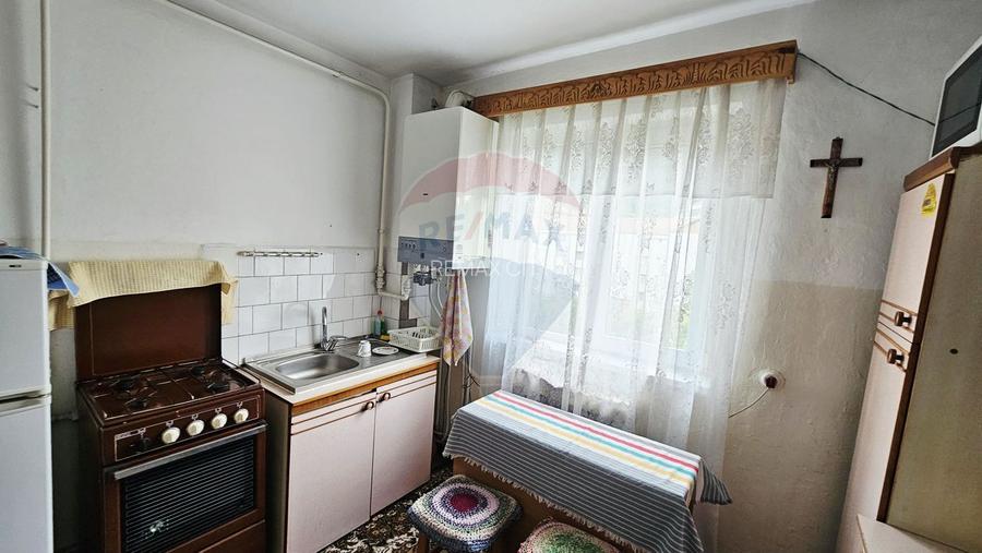 Apartament cu 4 camere de vânzare în zona Maratei - 11