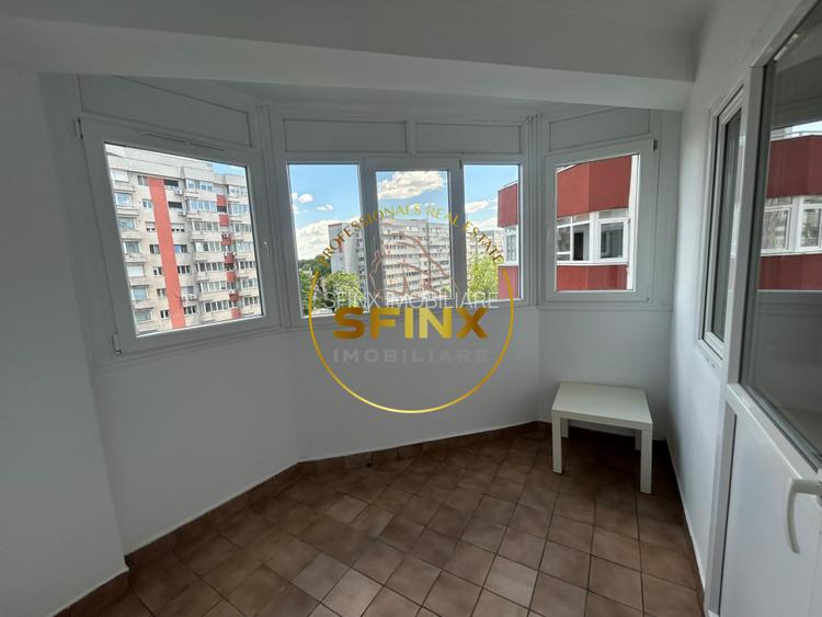 3 camere | Ion Mihalache | 80mp - 12