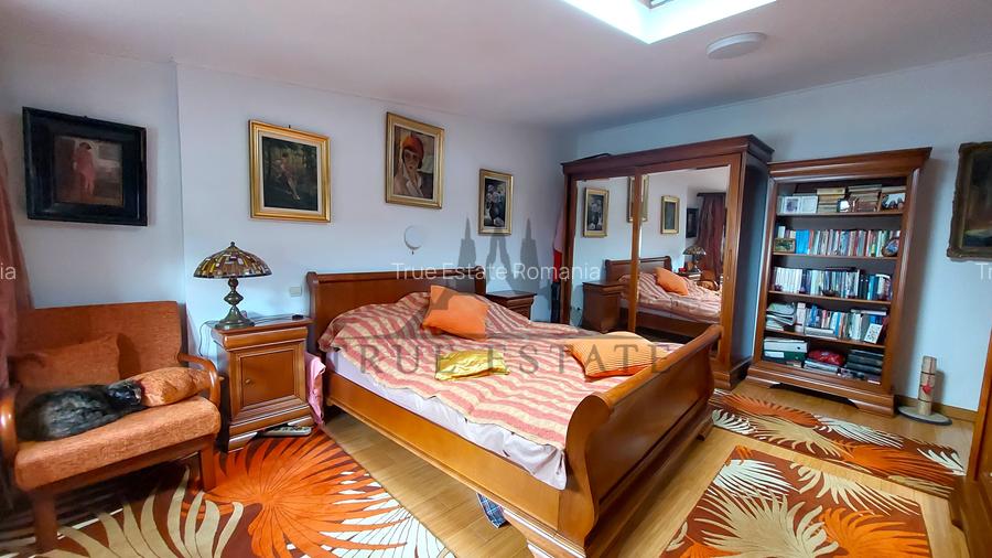 Apartament în vilă consolidată, cu scară interioară în zona Armenească - 8