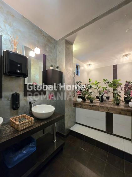 Cismigiu Garden | Office Interbelic Villa - 12 Rooms - 637 Land - 441Sqm Surface - 38