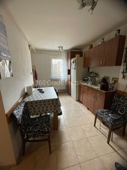 3 camere, situat în zona Lipovei, 63 mp - 5