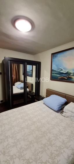 Inchiriez apartament 2 camere central - 7