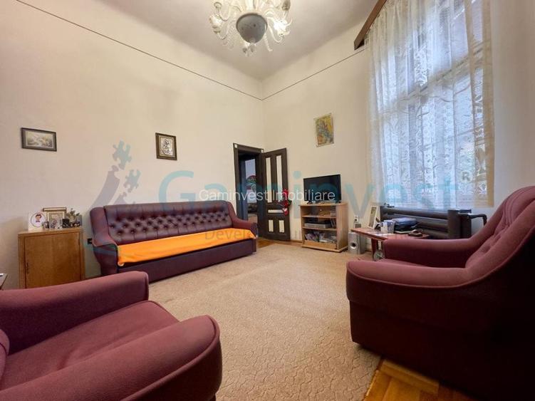 Apartament la casă ultracentral - 2