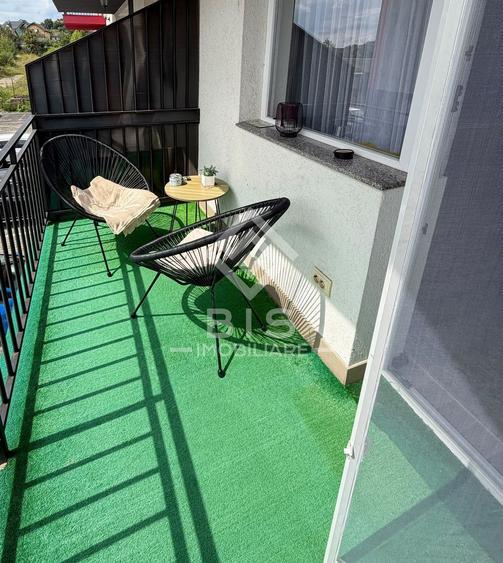 Apartament de vanzare 3 camere mobilat si utilat